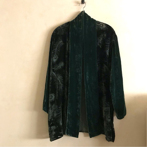 Vintage Green Velvet Kimono Jacket - Picture 5 of 8